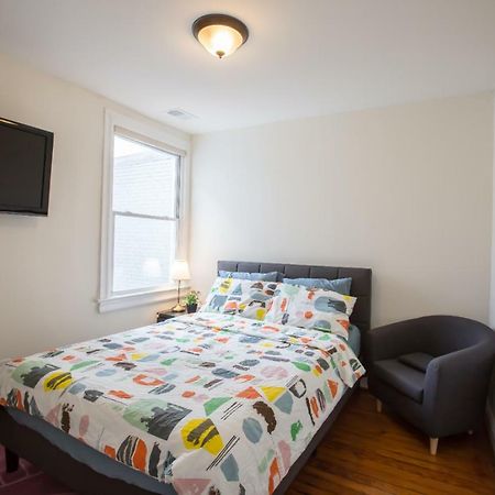 3-Min Walk To Petworth Metro Station ;10 Mins To Convention Center: Private Cozy And Quiet Bedroom And Bathroom Washington Exterior foto