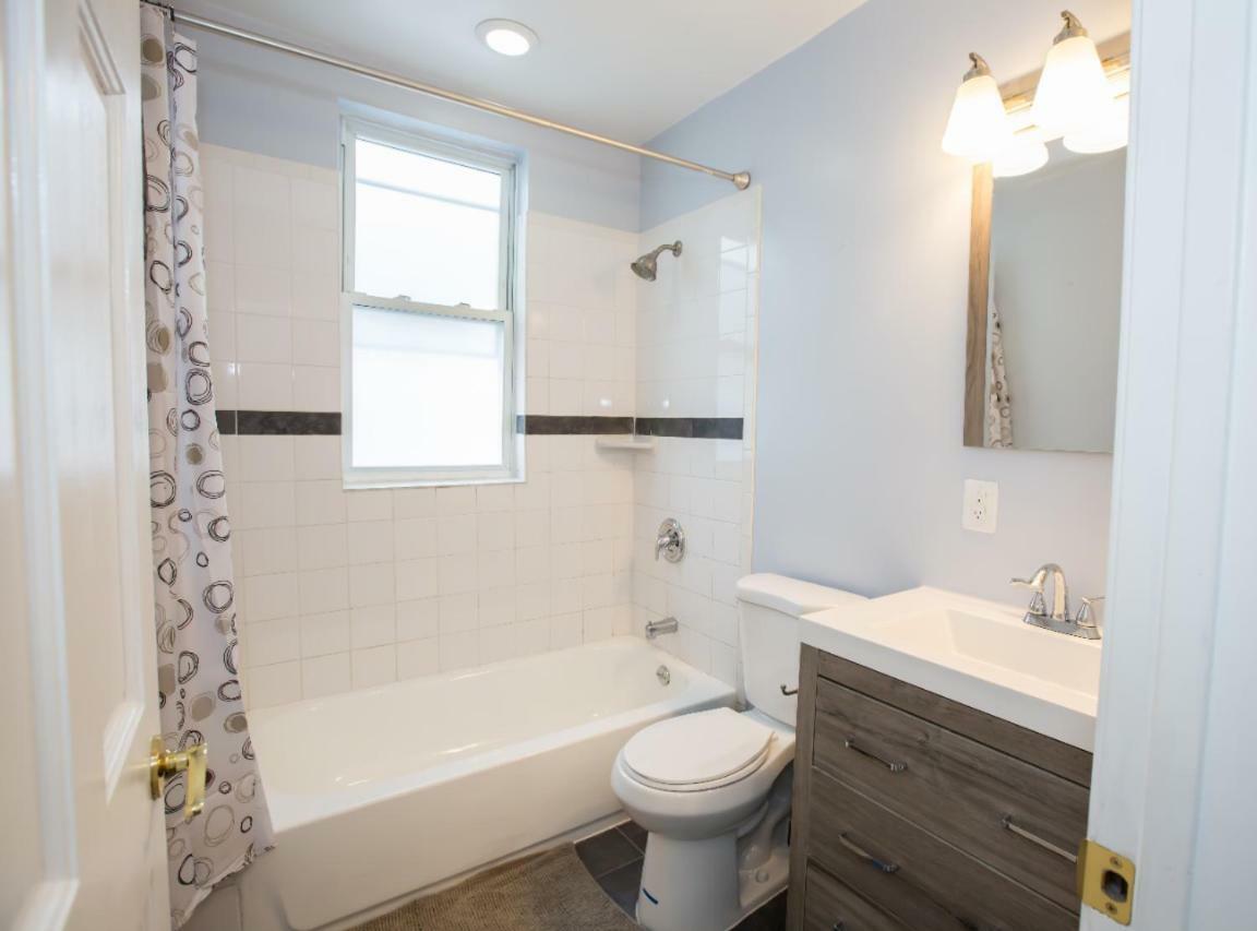 3-Min Walk To Petworth Metro Station ;10 Mins To Convention Center: Private Cozy And Quiet Bedroom And Bathroom Washington Exterior foto